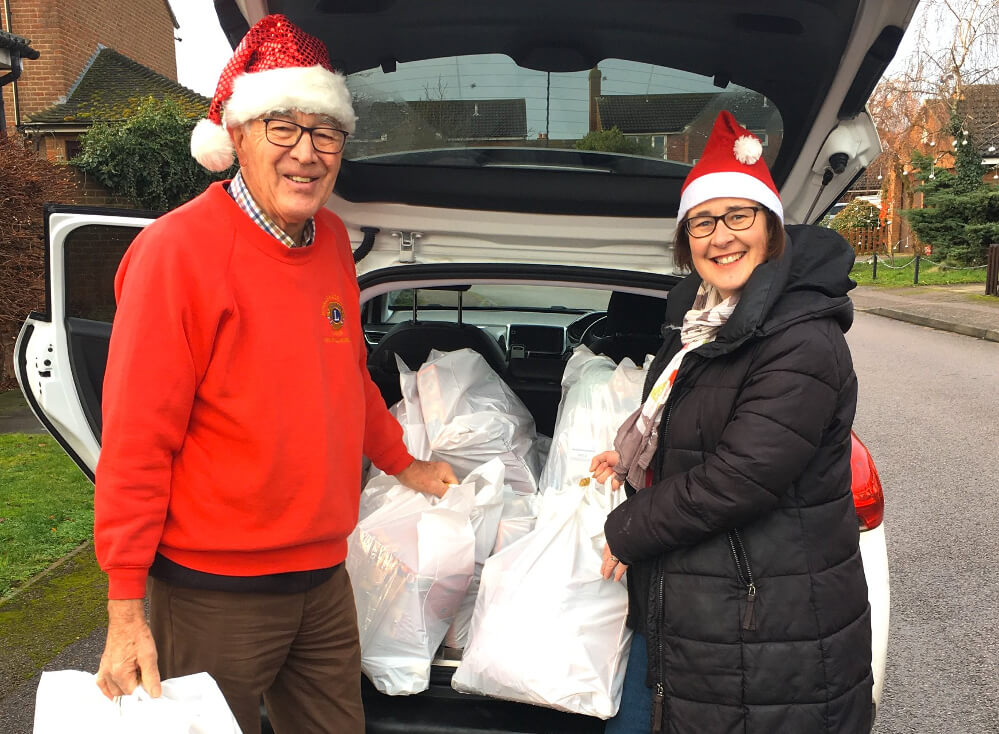Christmas-Hampers-Biggleswade-Sandy-Lions Christmas hampers donation from the Biggleswade Sandy Lions photo